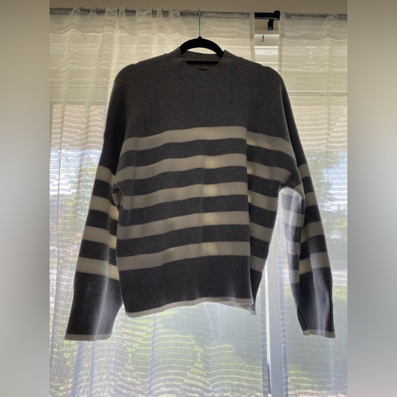 Dynamite sweater - Picture 2 of 3